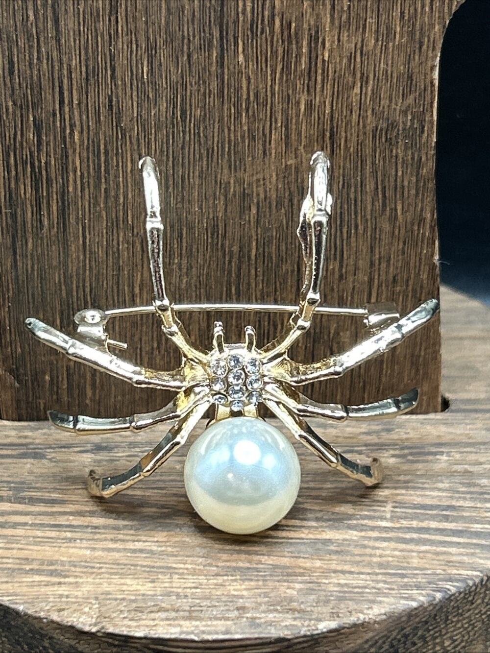 Rhinestone Convertible Spider Brooch Modern Fashion Jewelry Gold Tone 2” Spooky